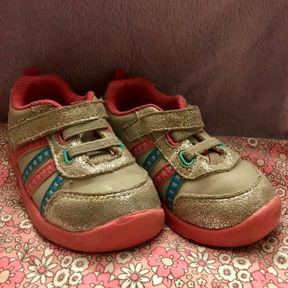 Little Girls Gym Shoes